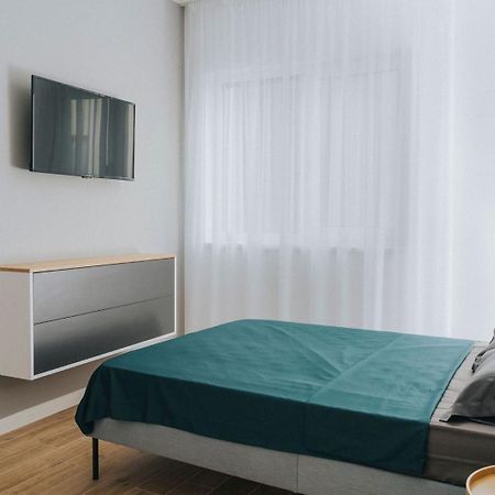 Charlotte Piata Unirii - Free Private Parking 2Bedrooms Apartment Oradea Buitenkant foto