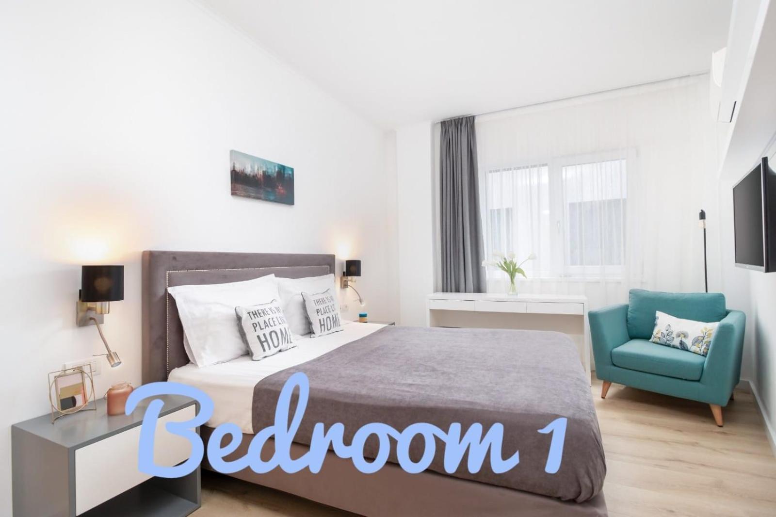 Charlotte Piata Unirii - Free Private Parking 2Bedrooms Apartment Oradea Buitenkant foto
